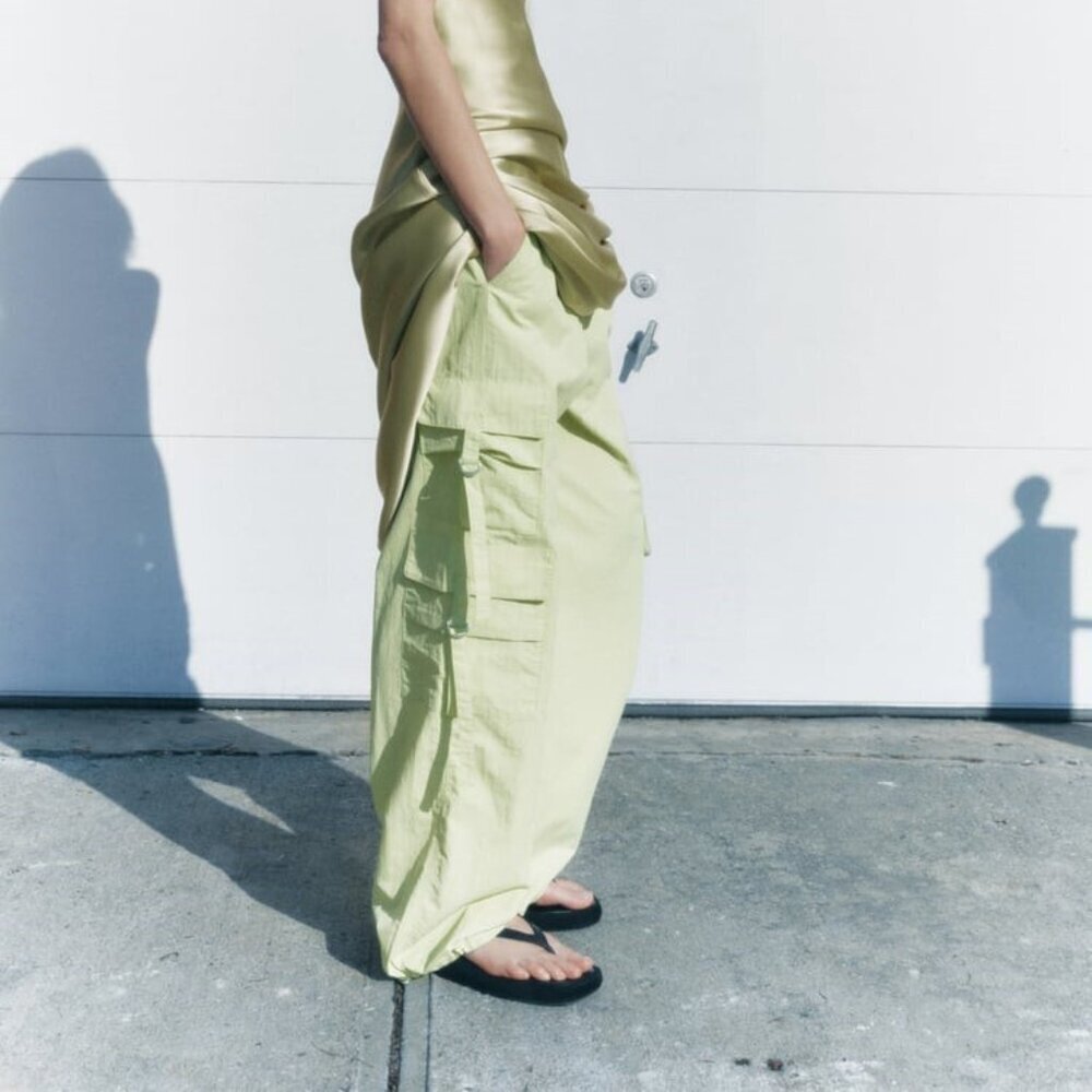 Zara parachute pants SIZE S  7102/406/513